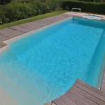 In With Pool & Forest Дом отдыха *
