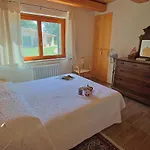 Дом отдыха In With Pool & Forest *