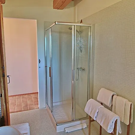 In With Pool & Forest Feriehus *