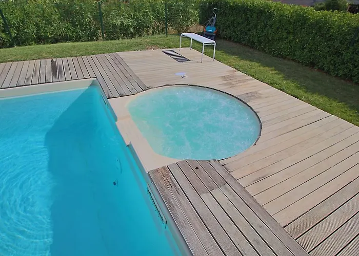 Сasa de vacaciones In With Pool & Forest Montelabbate