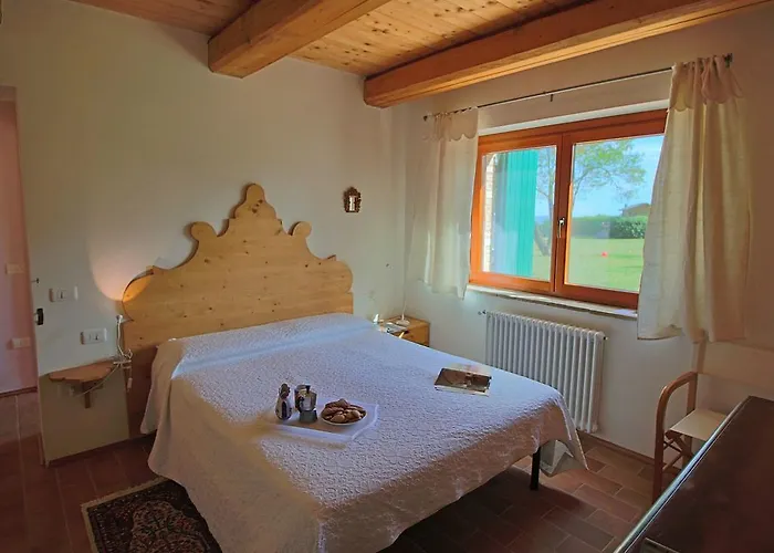 In With Pool & Forest Montelabbate