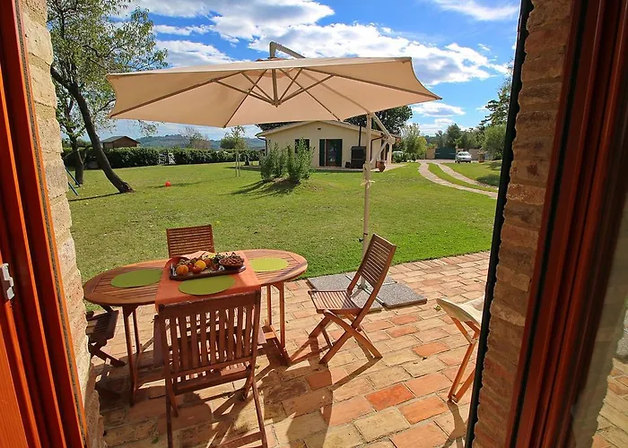 In With Pool & Forest Сasa de vacaciones