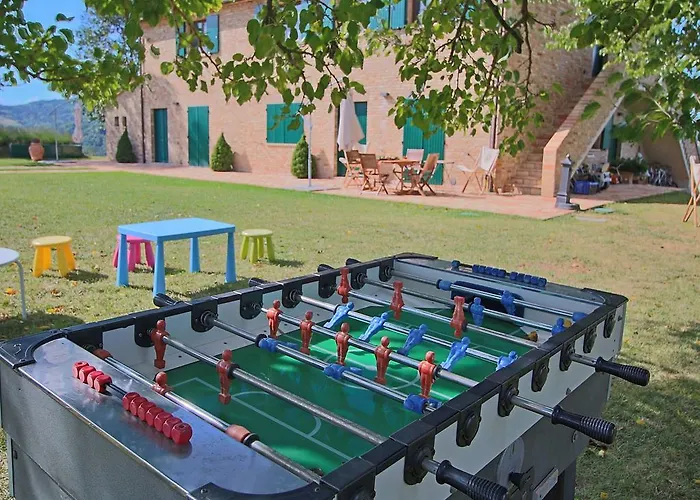 Сasa de vacaciones In With Pool & Forest *